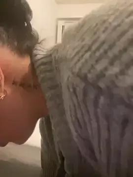 YoungZoey from StripChat is Freechat
