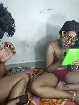 Your-Samayra from StripChat is Freechat