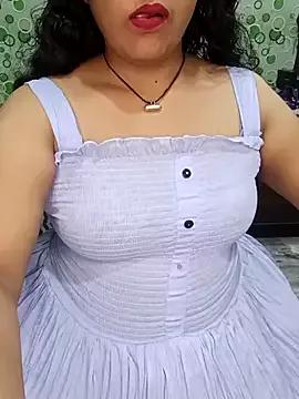 Your-Yashika from StripChat is Freechat