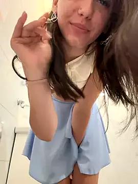 Photos of Your_Jewerly from StripChat is Freechat