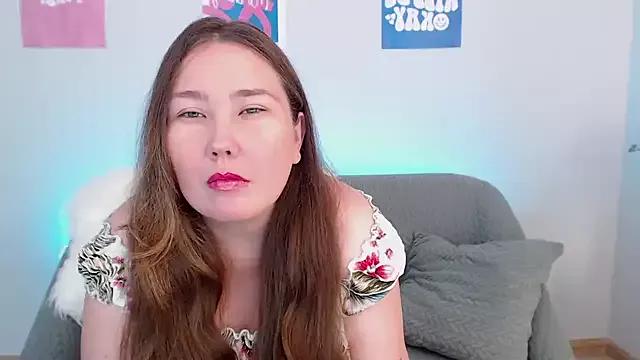 Your_Linda from StripChat is Freechat
