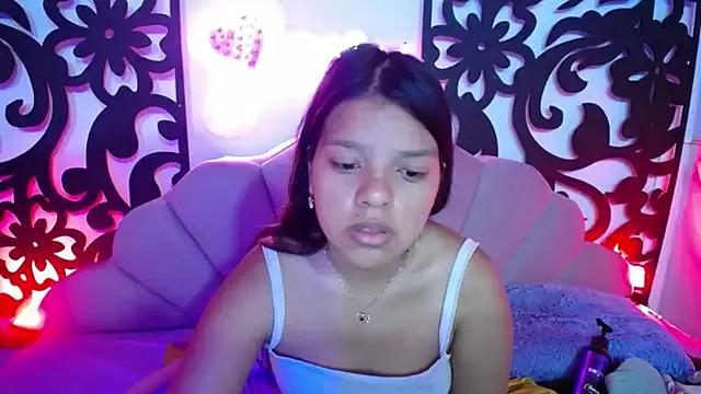 Entertain your itch for girls livestreamers with our collection of stunning models, skilled in the art of temptation and delight.