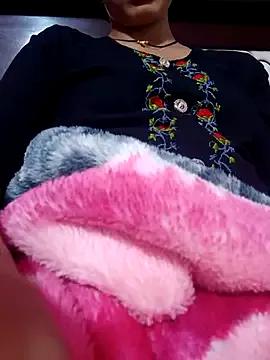 YOUR_LOVEI from StripChat is Freechat