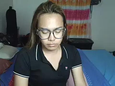 Your_PrettyGirlxxx from StripChat is Freechat