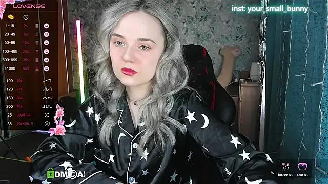 Entertain your itch for girls livestreamers with our collection of stunning models, skilled in the art of temptation and delight.