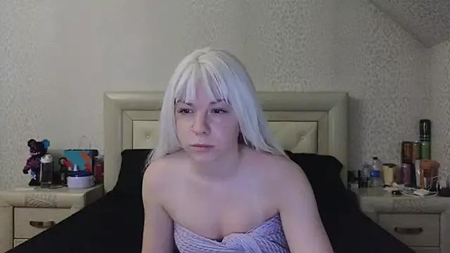 Yourcamgirl from StripChat is Freechat