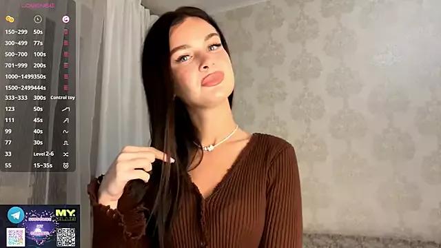YourFavoriteTeenager from StripChat is Freechat