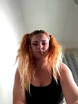 Yourfoxy05 from StripChat is Freechat
