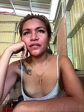 YourHotTs from StripChat is Freechat
