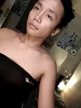 YourNikkieXxx from StripChat is Freechat