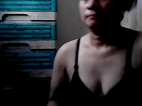 yoursPinayMama1682 from StripChat is Freechat