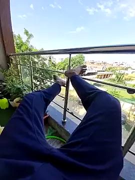YoursThickDick from StripChat is Freechat