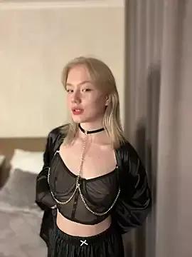 Entertain your itch for girls livestreamers with our collection of stunning models, skilled in the art of temptation and delight.
