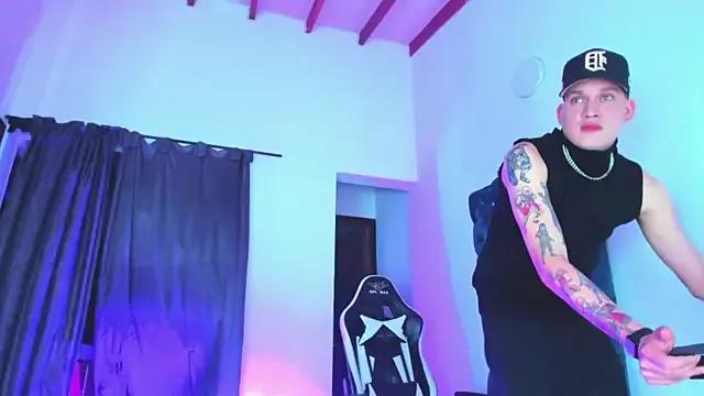 Entertain your itch for girls livestreamers with our collection of stunning models, skilled in the art of temptation and delight.