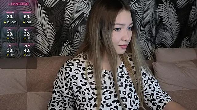 Yuki_Star from StripChat is Freechat