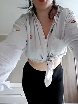 YuliannaFox from StripChat is Freechat