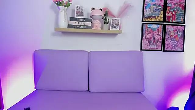 Yumii_sweetgirl from StripChat is Freechat