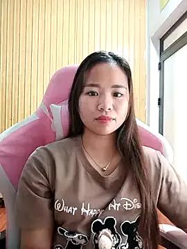 Photos of Yummy2k2 from StripChat is Freechat