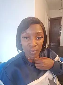 Yummychoklit from StripChat is Freechat