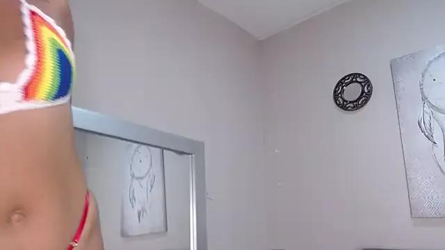 yurajones from StripChat is Freechat