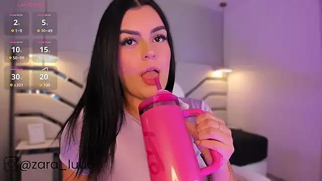 Entertain your itch for girls livestreamers with our collection of stunning models, skilled in the art of temptation and delight.