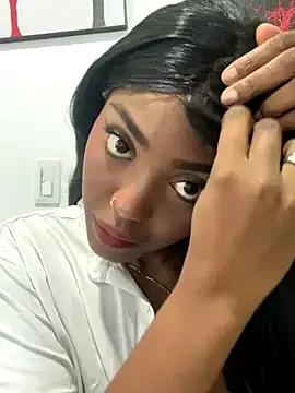 zaracollins01 from StripChat is Freechat