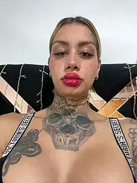Zaratattoox from StripChat is Freechat