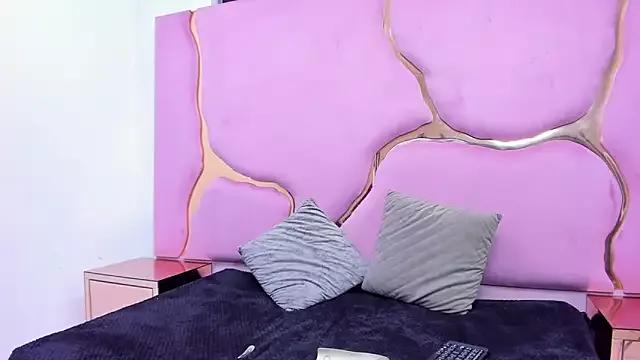Zoe_king19 from StripChat is Freechat