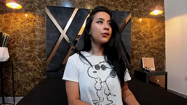 zoe_martins_ from StripChat is Freechat