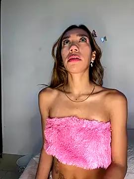 Entertain your itch for girls livestreamers with our collection of stunning models, skilled in the art of temptation and delight.