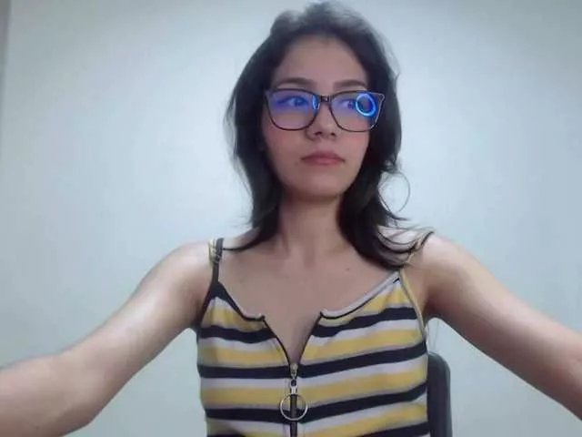 Roxy-smithh on BongaCams