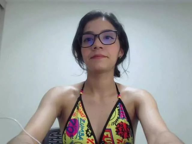 Roxy-smithh on BongaCams