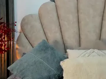 1naughty_milf on Chaturbate