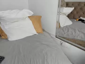 1naughty_milf on Chaturbate