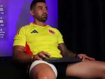 _mikestone on Chaturbate