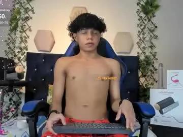 _taylor_black — GOAL: Sexy Dance [200 tokens remaining] Welcome to my room! #feet #cock #cumshow  #lovense #guy