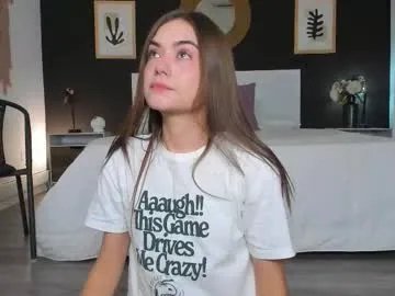 alannarusselll on Chaturbate