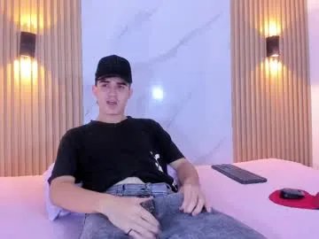alejo_gray1 on Chaturbate