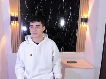 alejo_gray1 on Chaturbate