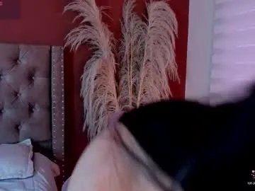 angela_fiory on Chaturbate