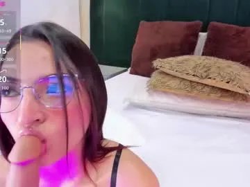 anniie_clarkson on Chaturbate 