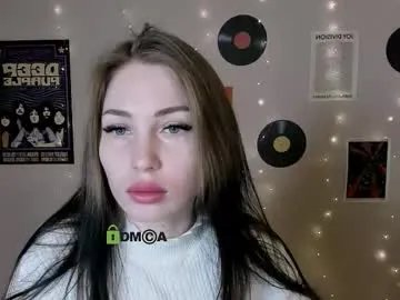 ariel_shadow on Chaturbate