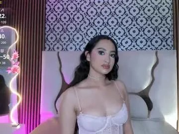 beella_tay1 on Chaturbate 