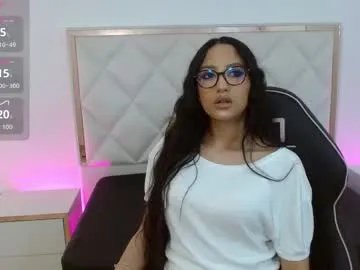 beella_tay1 on Chaturbate 