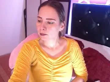 camila_delarosa on Chaturbate