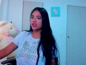 carolinalovehot — BRA OFF [100 tokens left] ENJOY!! #bigtits #squirt #ass #smile