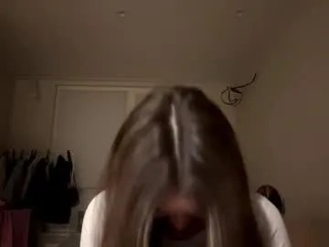 carrybodrick on Chaturbate