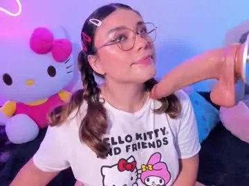 cassiebigass_ — Juicy mouth, saliva, and mesmerising buttocks      ~~~~~ #curvy #fuckmachine #squirt  #bigass #deepthroat