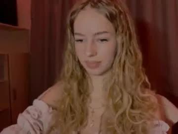 cherryrush951544 — Goal: doggy pose #skinny #18 #cute #new #shy [0 tokens remaining]