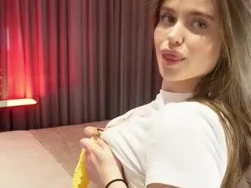 chloespark on Chaturbate